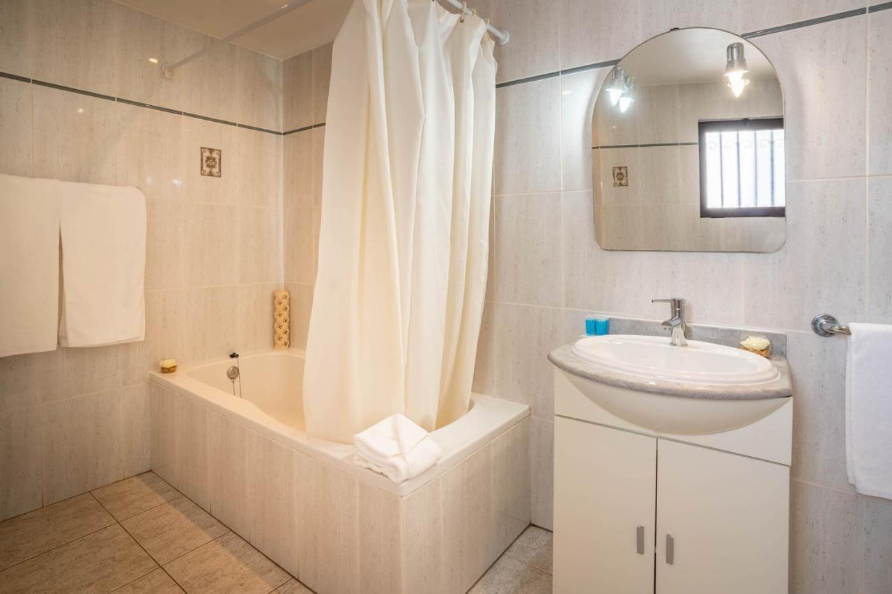 Pateo Apartments (Adults Only) 알부페이라 외부 사진